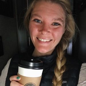 Meet your Posher, Casey